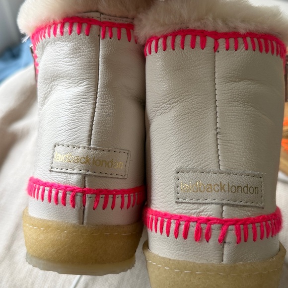 Free people NWT Laidback London Setsu Crochet Side Zip Ankle Boot White Warmlove - Picture 11 of 12